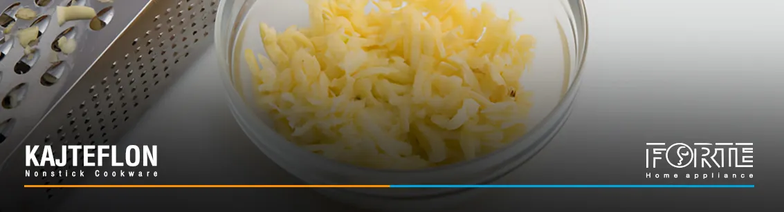 از بین بردن رسوب درون کتری با سیب زمینی رنده شده - سایت کاج تفلون