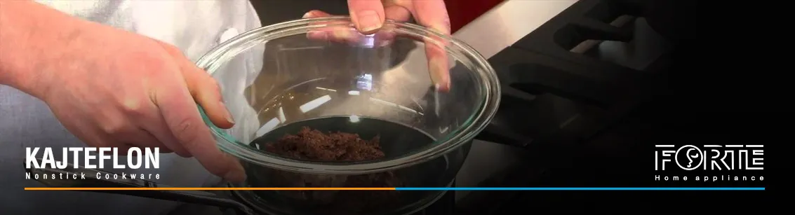 آب کردن شکلات در مایکروویو در مقاله روش های آب کردن شکلات - سایت کاج تفلون